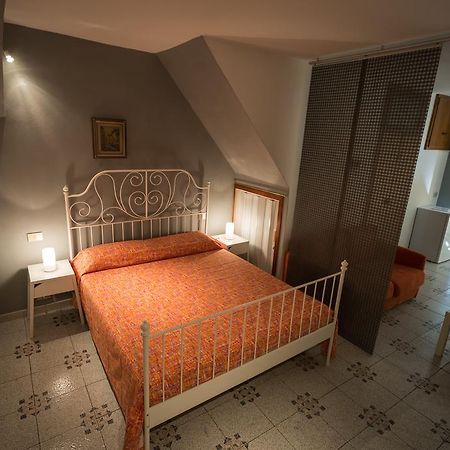 Apartamento Robs House Riomaggiore Habitación foto